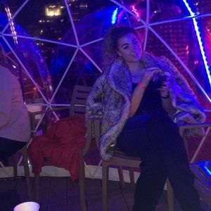 Meet your Posher, Aviana